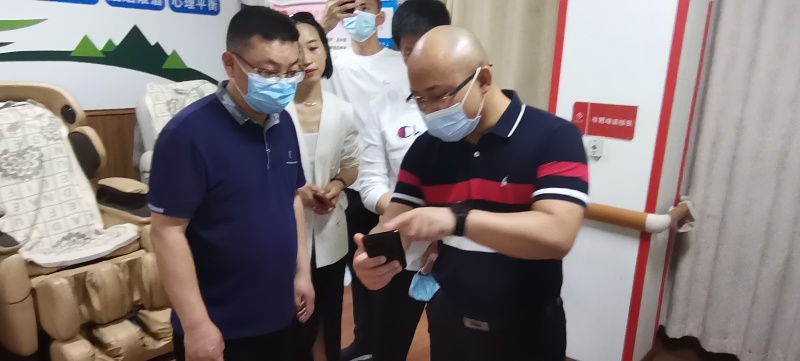 蓬溪縣領導莅臨壽樂康參觀考察
